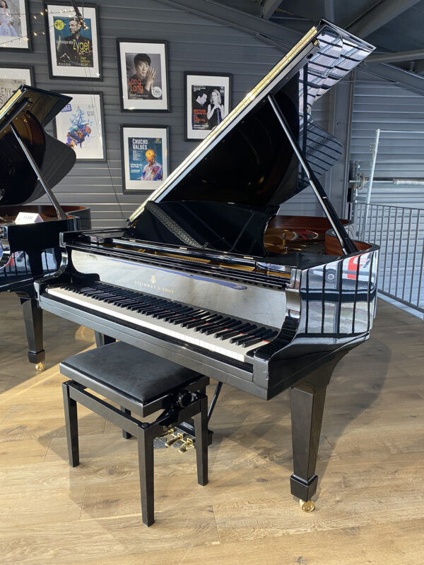 B-211 Occasion | Steinway & Sons