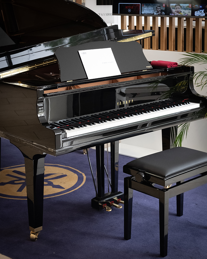 yamaha c3x 1/4 de queue