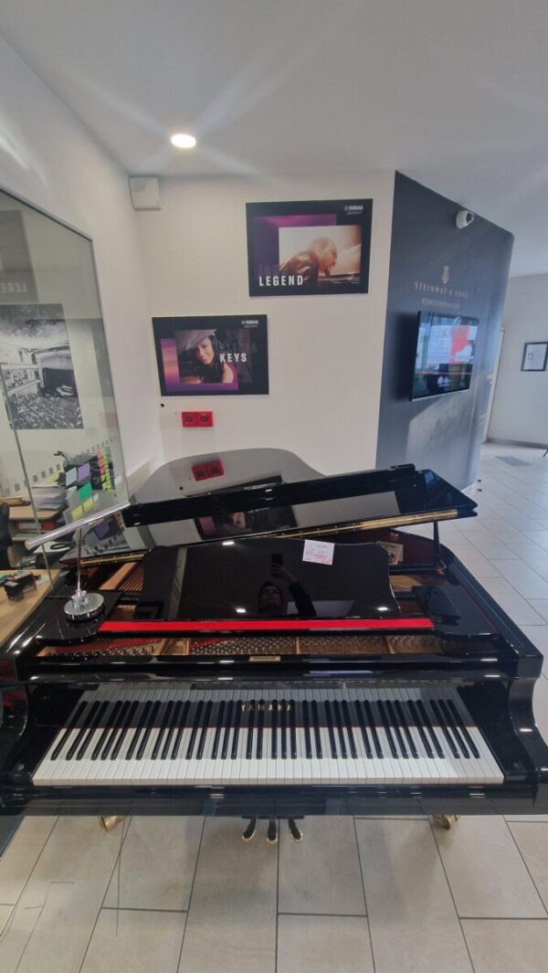 yamaha c7 | noir brillant