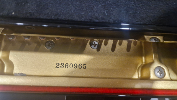 Kawai 1/4 de queue RX2 - Occasion | noir brillant