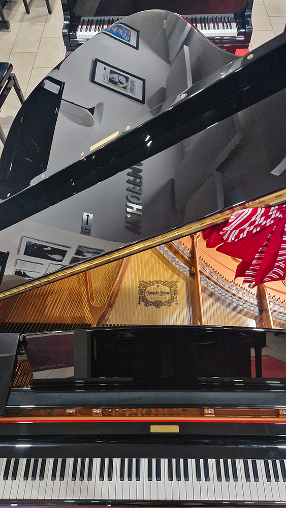 yamaha c3x | noir brillant yamaha c3x | noir brillant