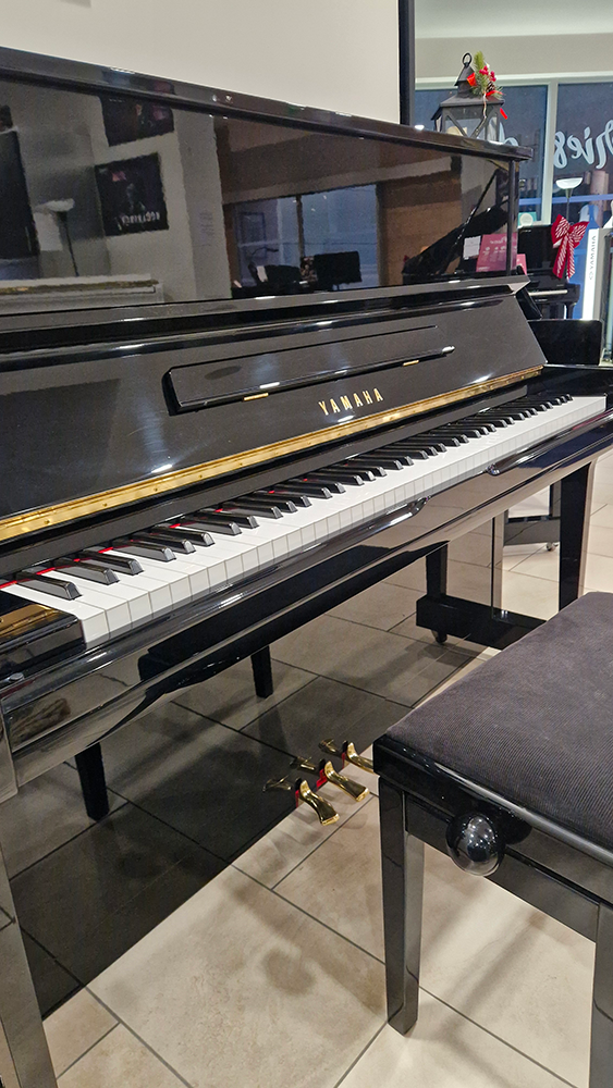 yamaha u1 | occasion 1998 | noir brillant yamaha u1 | occasion 1998 | noir brillant